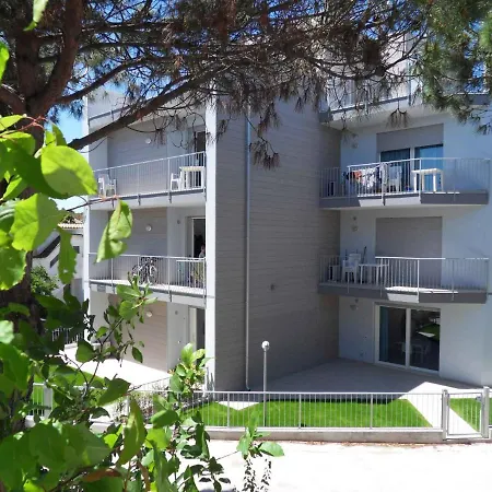 In 25008 Apartment